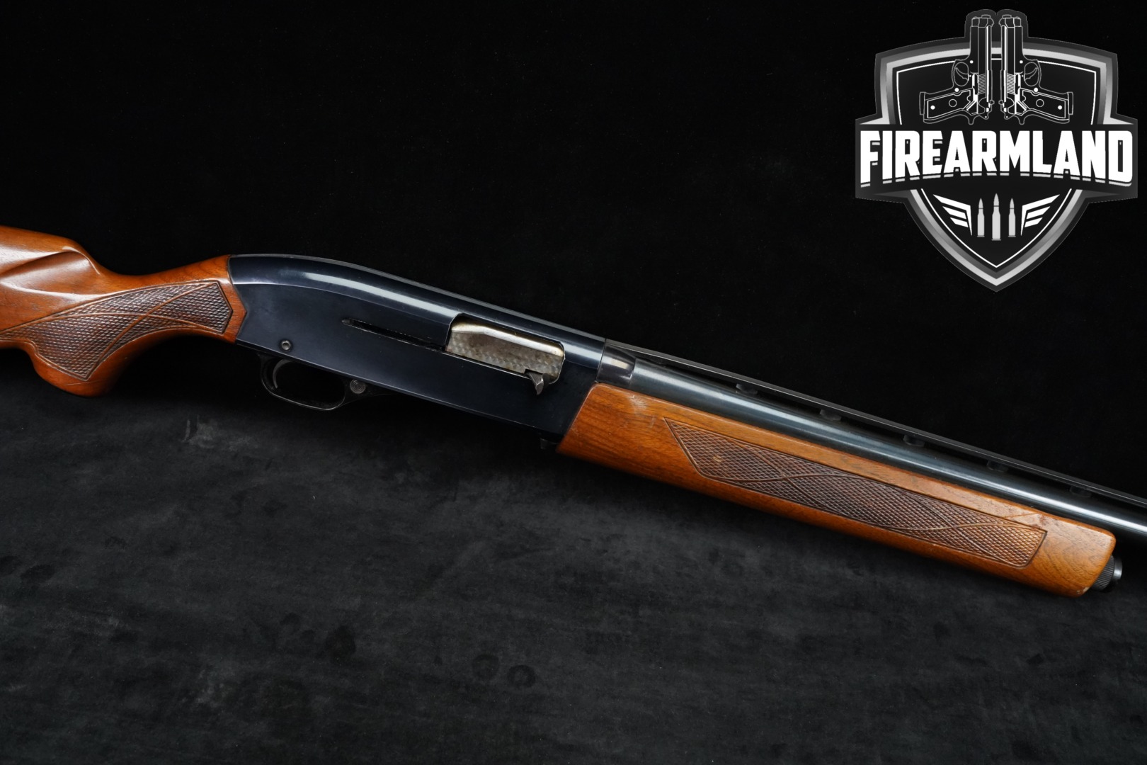 Winchester Repeating Arms Model 1400 Mk II 12 Gauge Blued & Wood in Fair Condition Thumbnail