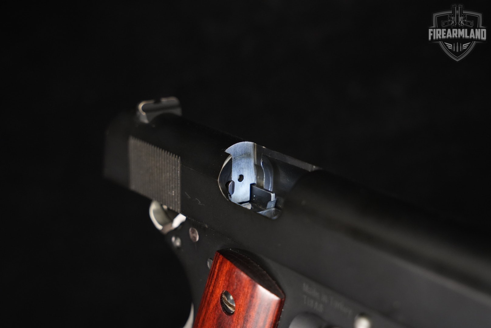 TISAS ZIG M1911 45 ACP AS M-1911 +3 MAGS & ORIG CASE-img-11