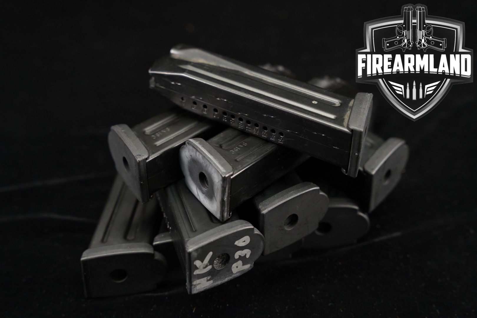 Heckler & Koch (H&K, HK) TEN (10) VP9/ P30 15 Round Magazines 9mm Luger in Very Good Condition Thumbnail