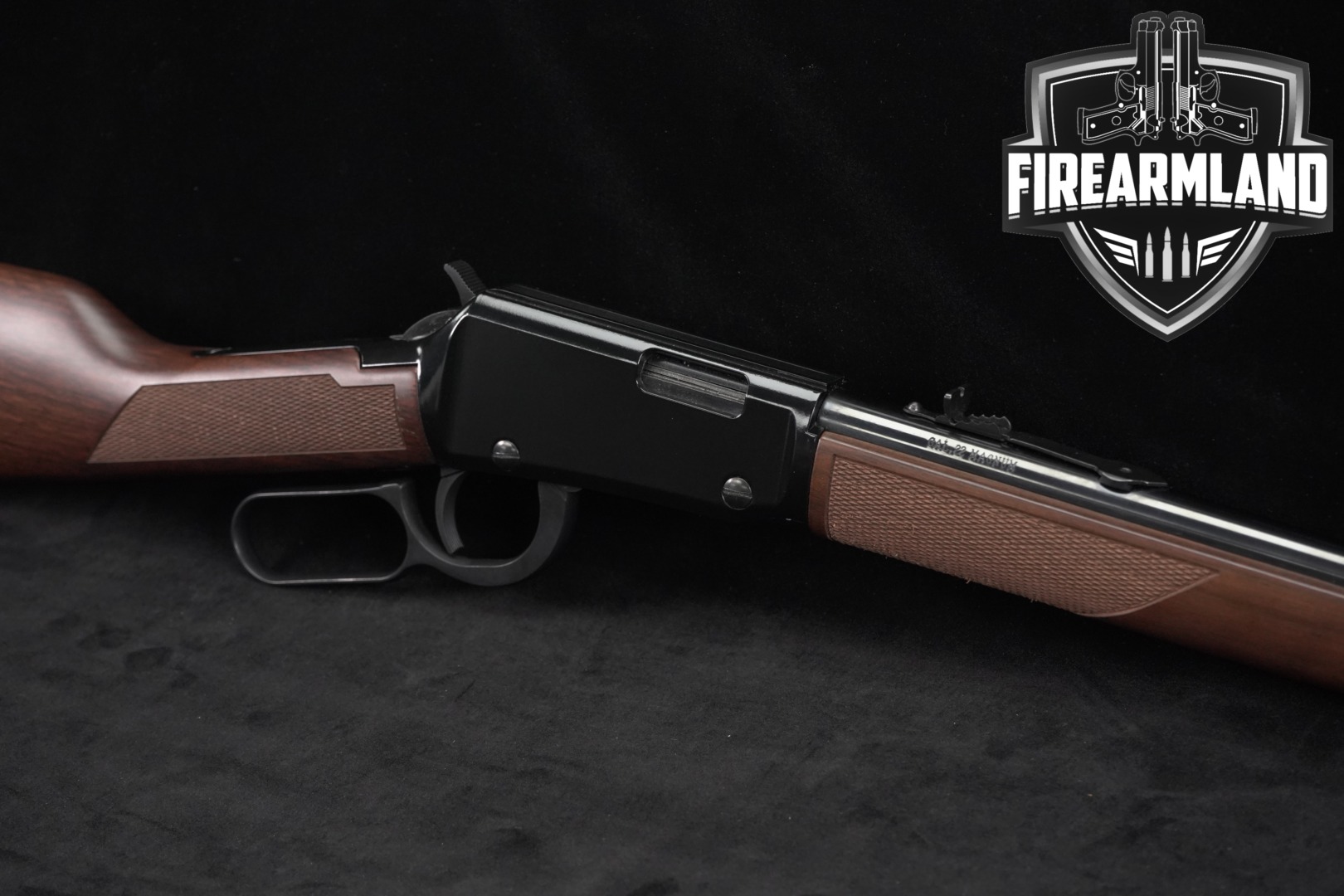 Henry Repeating Arms H001M Classic Lever Action .22 Magnum .22 WMR Blued & Walnut in Very Good Condition Thumbnail