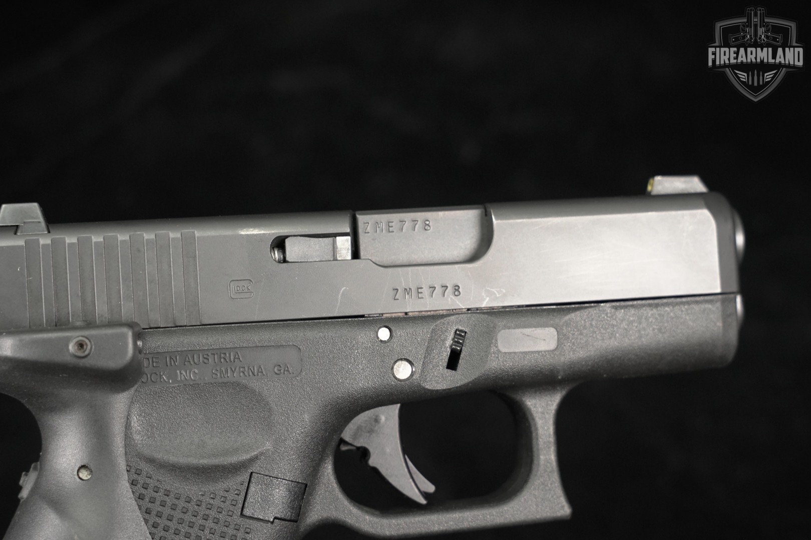 Glock 26 Gen4 G26 Gen 4 9mm 3.43 +3 MAGS, HOLSTER, CT LASERGRIPS-img-13