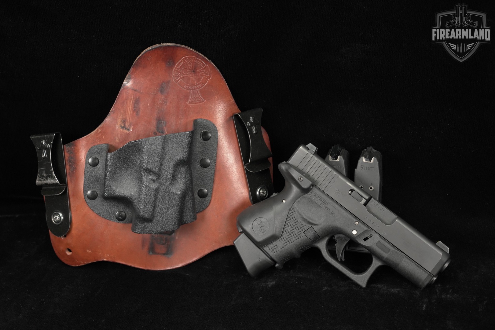 Glock 26 Gen4 G26 Gen 4 9mm 3.43 +3 MAGS, HOLSTER, CT LASERGRIPS-img-2