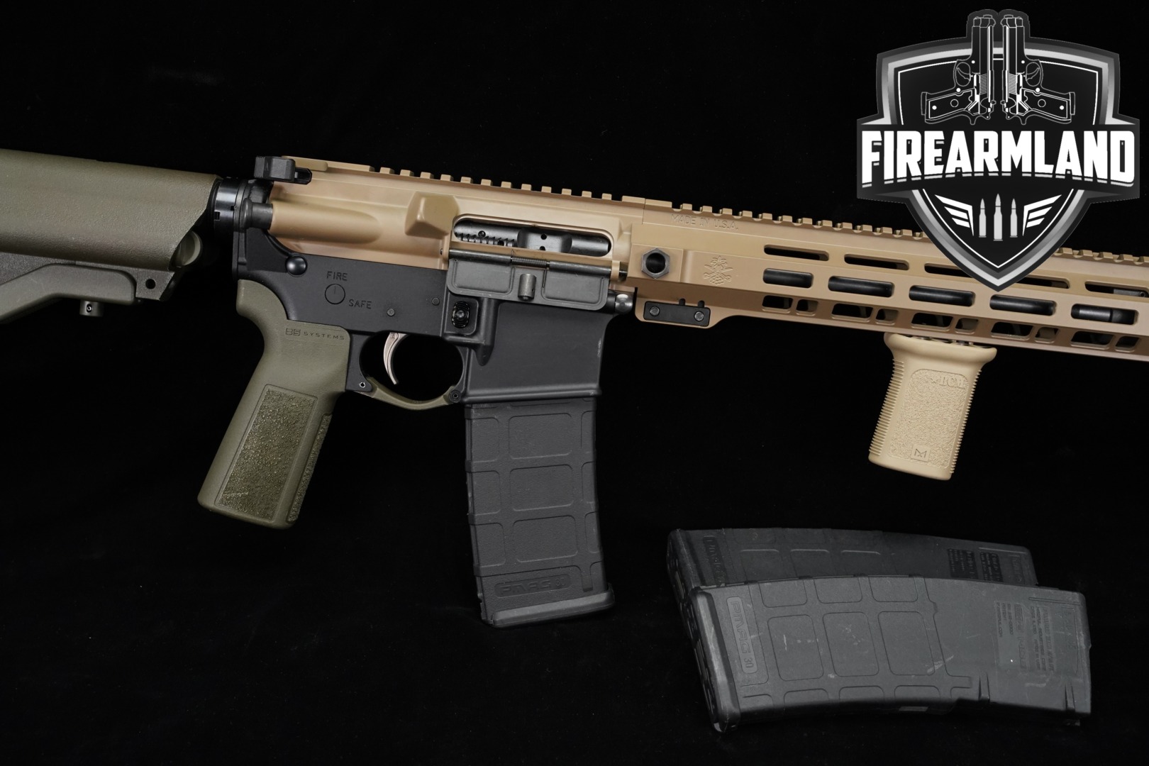 Palmetto State Armory (PSA) PA-15 Sabre 5.56mm NATO Two-Tone FDE & Black in Very Good Condition Thumbnail