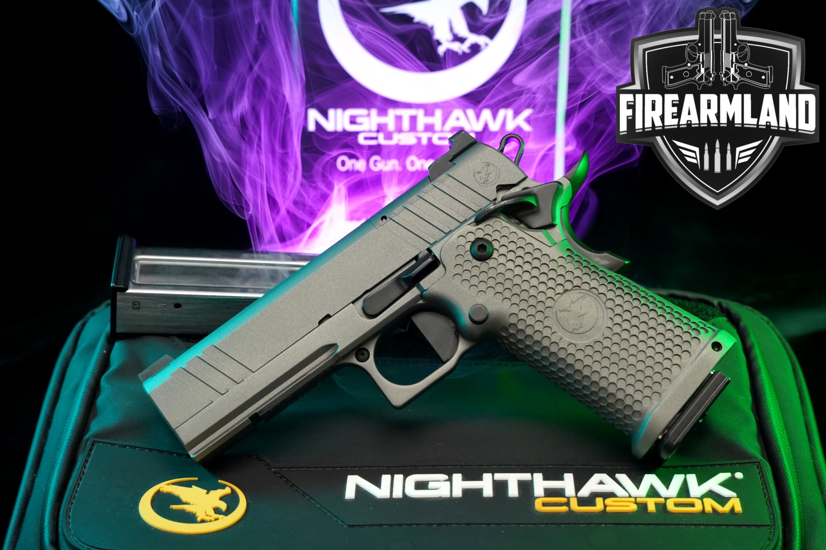 Nighthawk Custom TRS Commander Interchangeable Optic System (IOS) 9mm Luger other in Very Good Condition Thumbnail