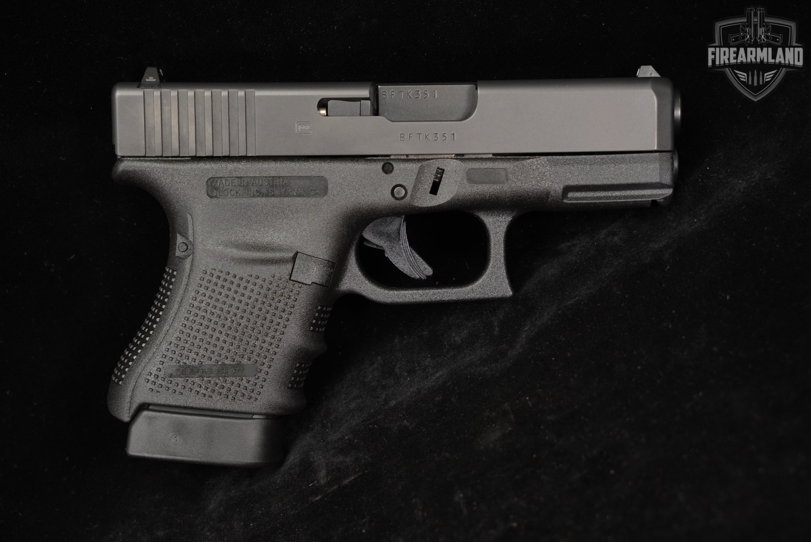 Glock 30 Gen4 G30 Gen 4 45 ACP 3.78" +FOUR MAGS & ORIG BOX-img-4