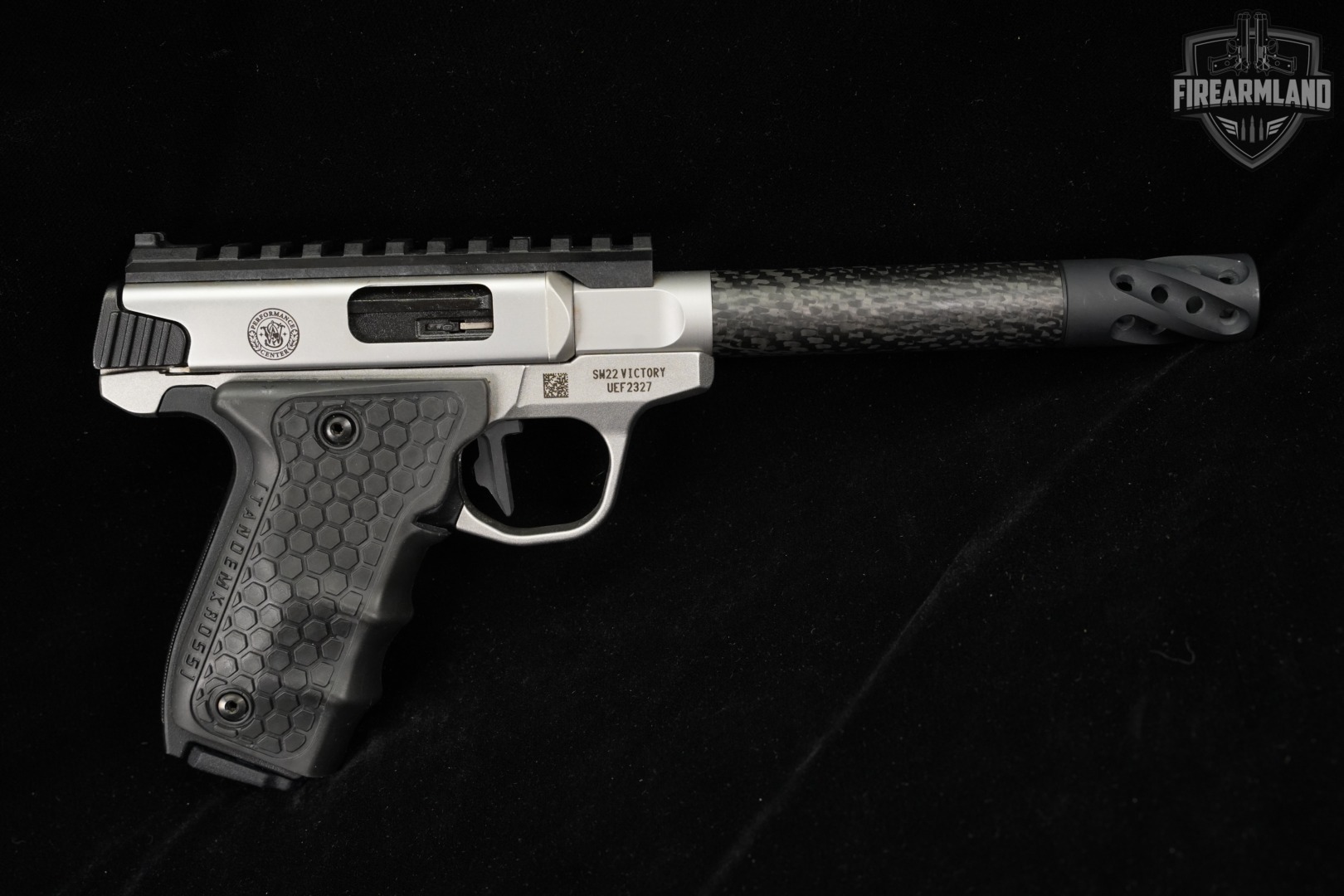 Smith & Wesson SW22 Victory Performance Center S&W SW 22 CARBON-FIBER-img-4