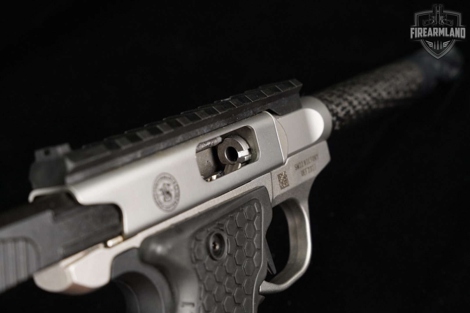 Smith & Wesson SW22 Victory Performance Center S&W SW 22 CARBON-FIBER-img-9