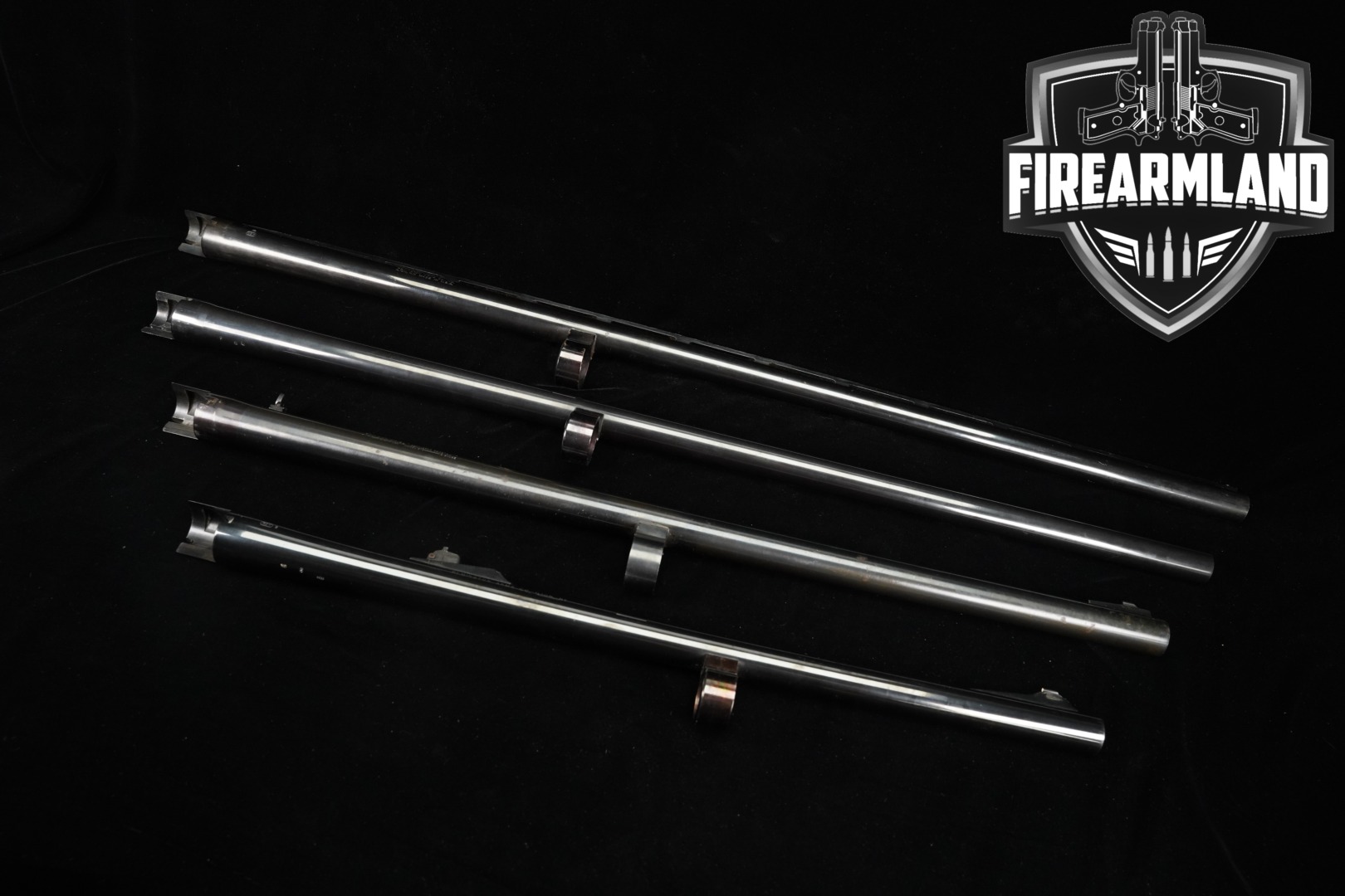 Remington & Mossberg Model 870 4-Barrel Set 12 Gauge Blued in Very Good Condition Thumbnail