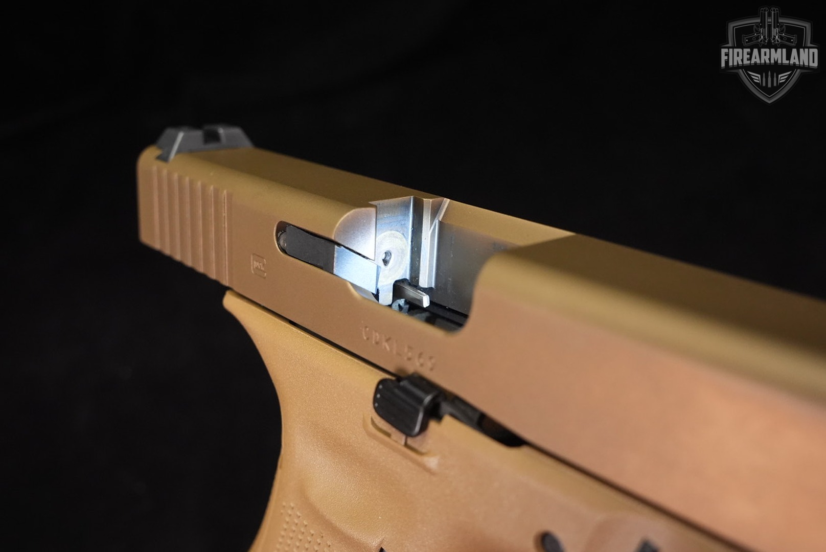 Glock 19X Gen5 G19X Gen 5 9mm 4.02 Coyote Tan +3 MAGS & ORIG BOX-img-12