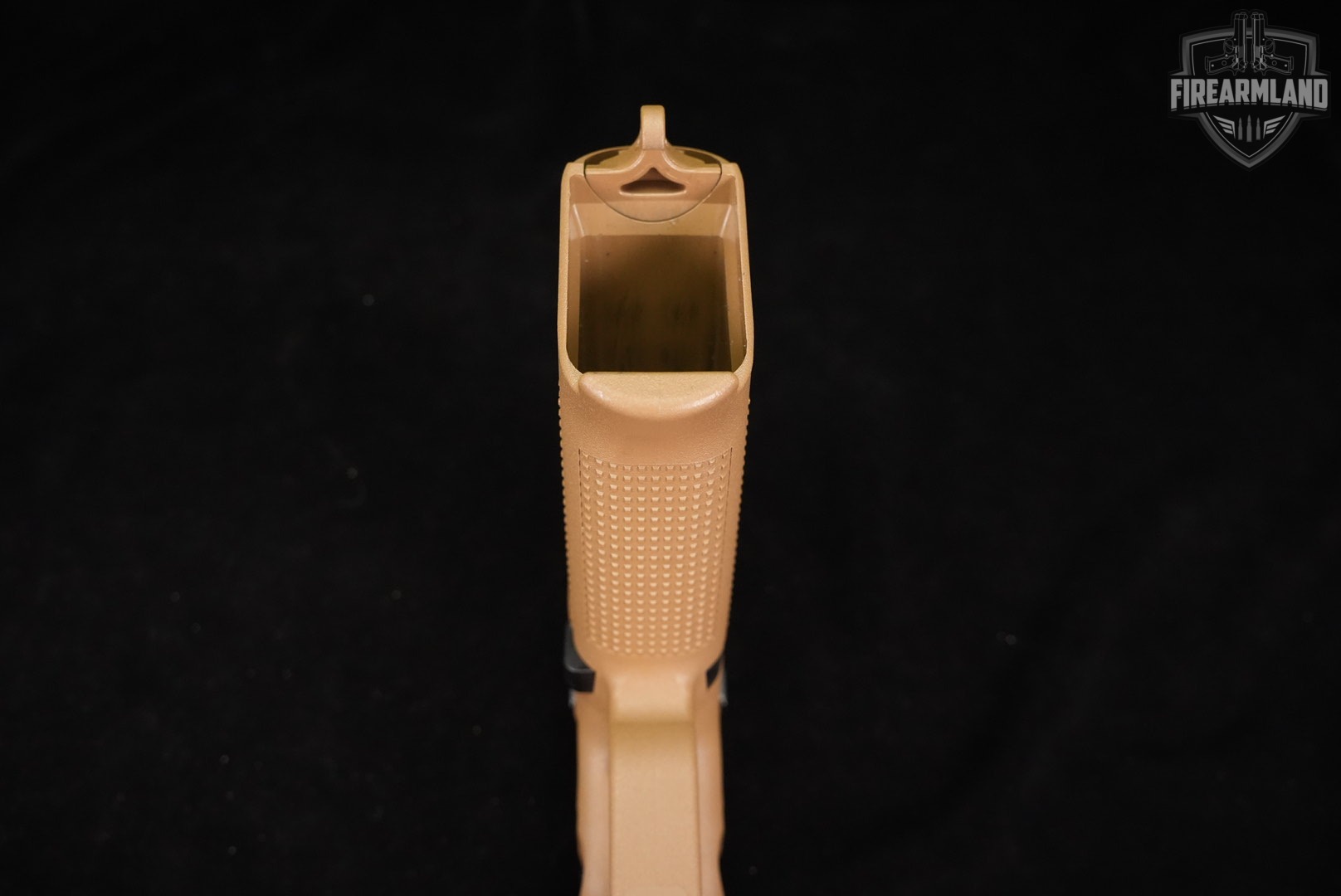 Glock 19X Gen5 G19X Gen 5 9mm 4.02 Coyote Tan +3 MAGS & ORIG BOX-img-9