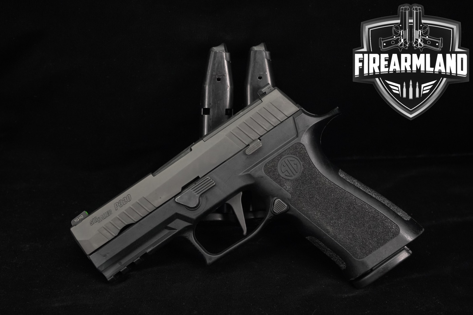 Sig Sauer P320 XCarry X-Series 9mm Luger Black in Good Condition Thumbnail