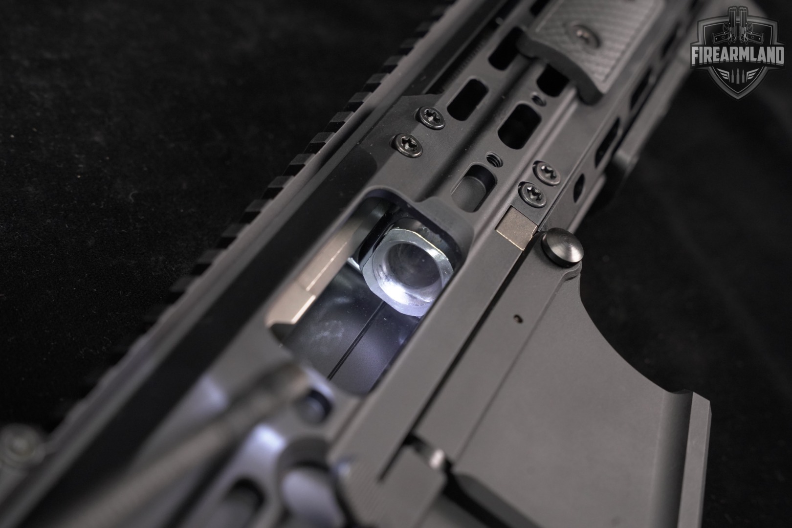 LWRC SMG-45 Pistol 45ACP SMG45 SB TAC FOLDER BRACE-img-15