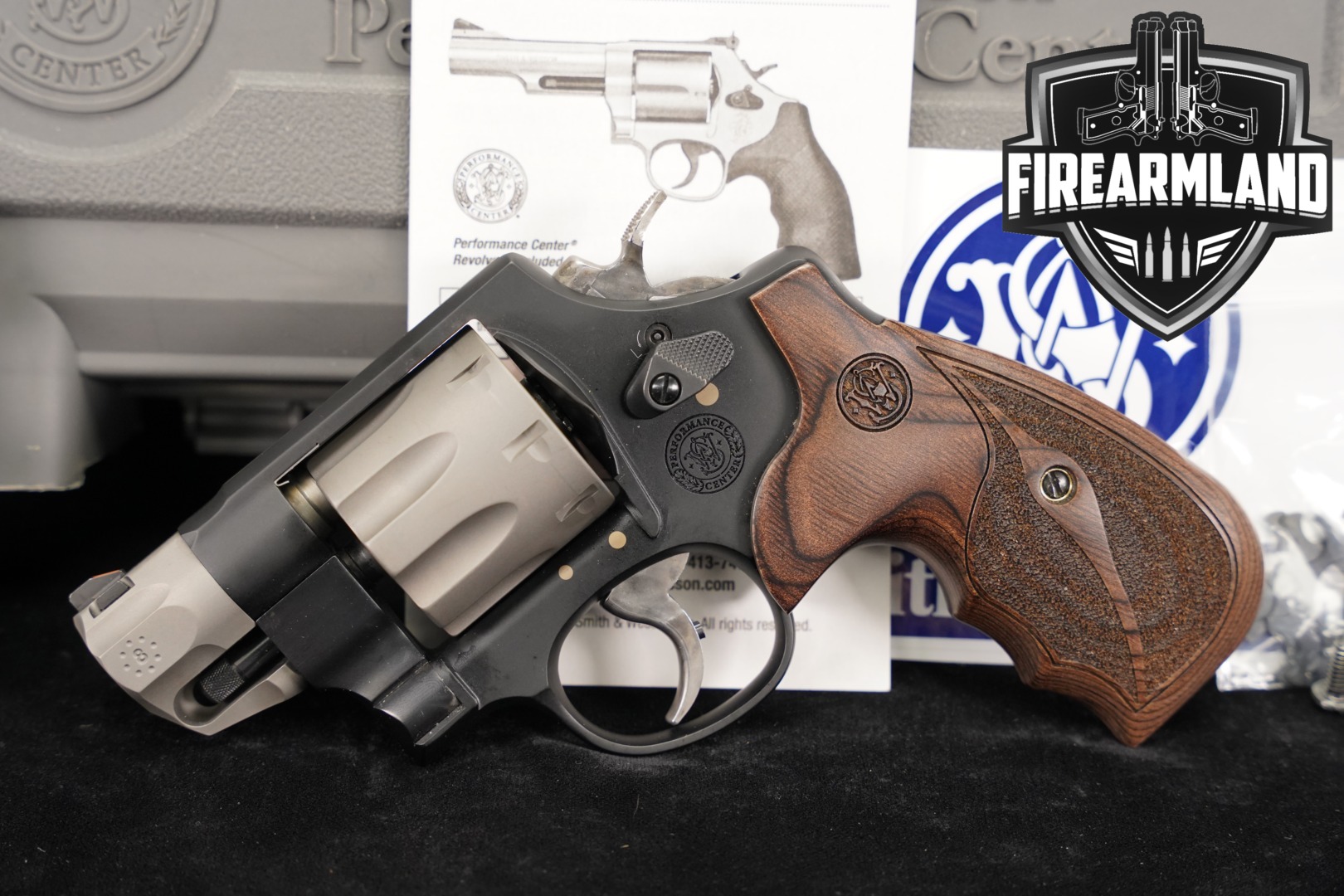 Smith & Wesson (S&W) Model 327 Performance Center .357 Mag. Two-Tone Black & Gray in Good Condition Thumbnail
