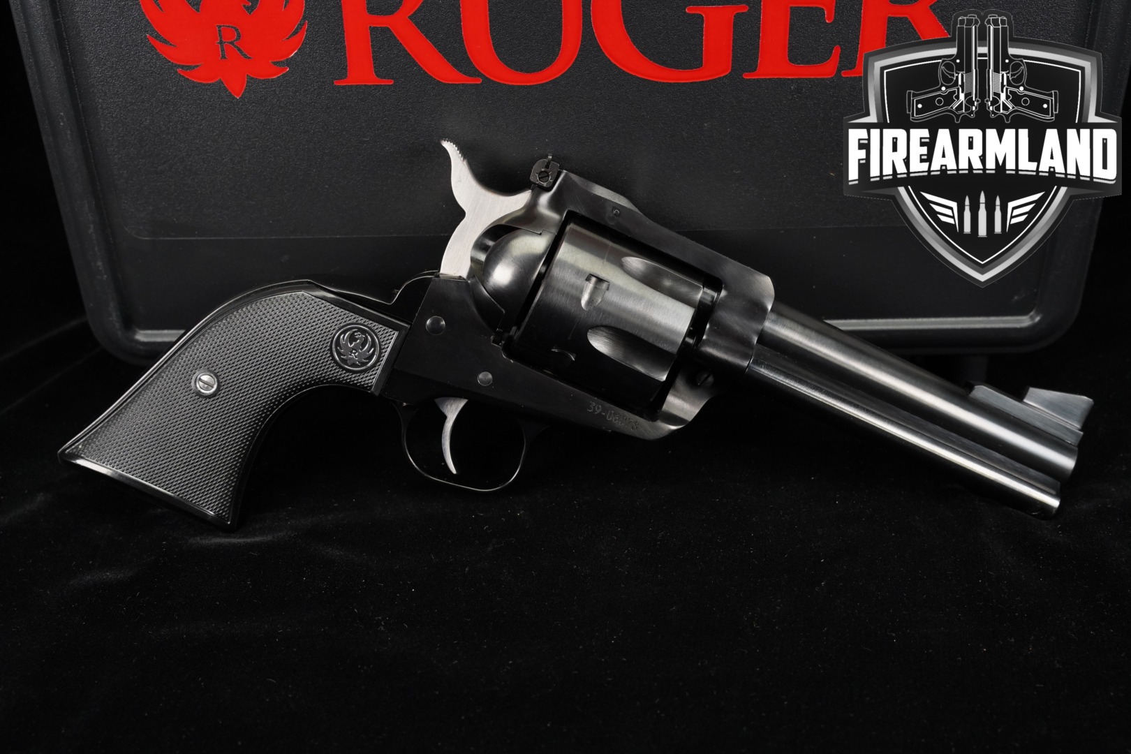 Ruger New Model Blackhawk 357 Magnum 4.62" Blued +ORIG CASE-img-0