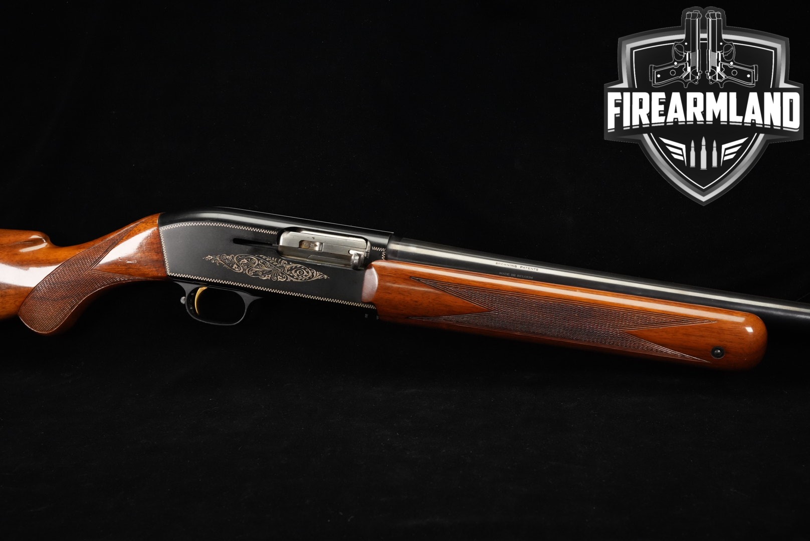 1963 Browning Double Automatic Twelvette 12 Gauge Blued & Walnut in Good Condition Thumbnail