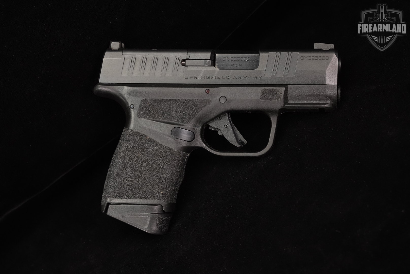 Springfield Armory Hellcat OSP 9mm 3" +10 MAGS & ORIG CASE-img-3
