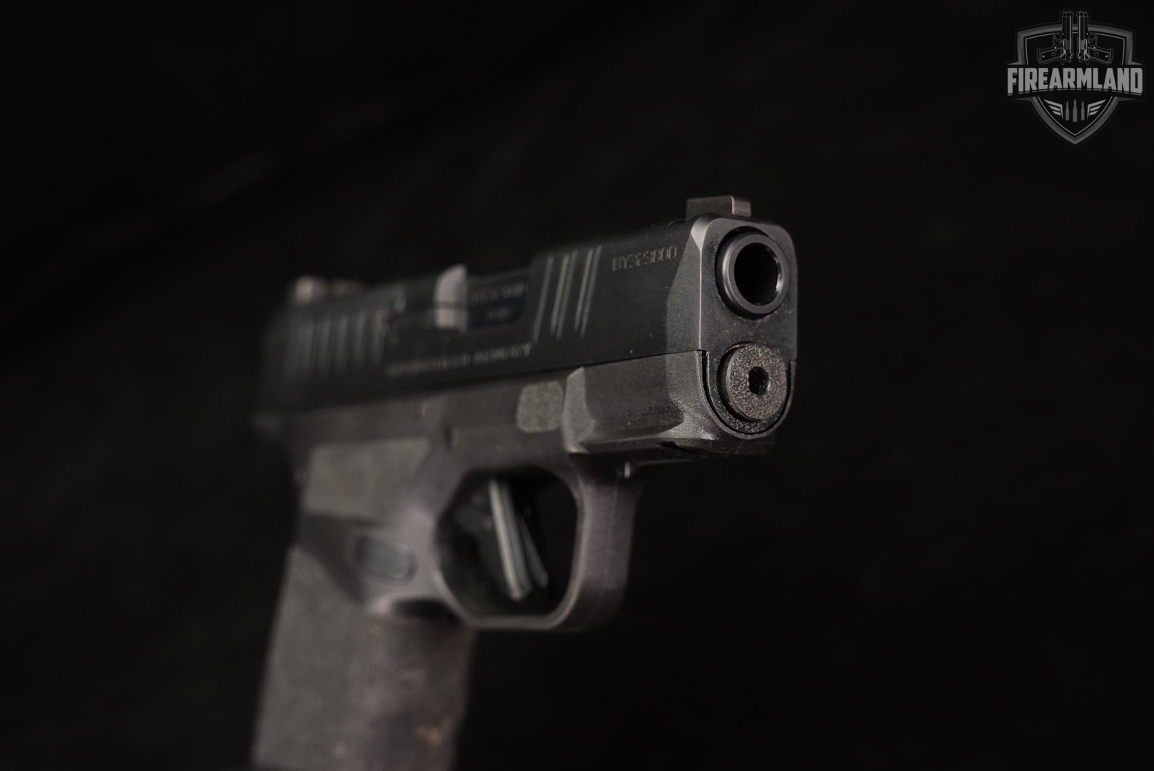 Springfield Armory Hellcat OSP 9mm 3" +10 MAGS & ORIG CASE-img-9