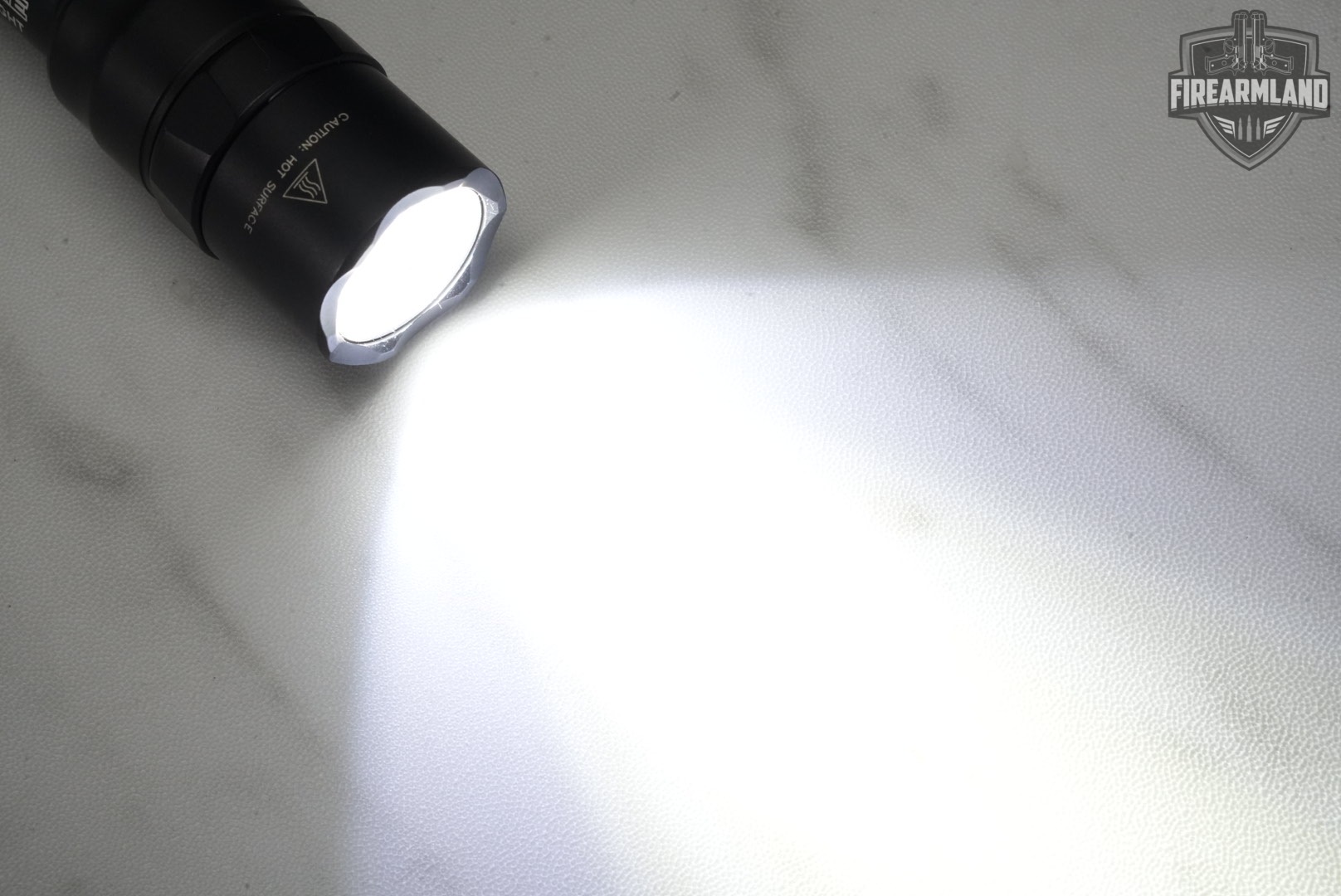 SureFire Scout Light Pro Dual Fuel 1500 Lumens & 16,000 Candela M640DF-img-6