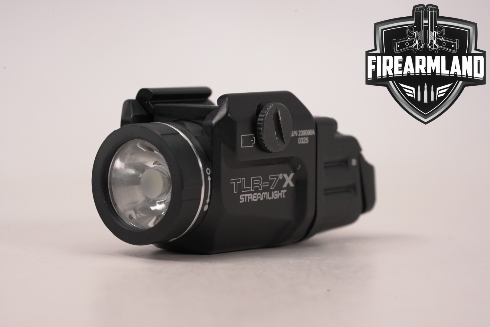 Streamlight TLR-7X in Very Good Condition Thumbnail