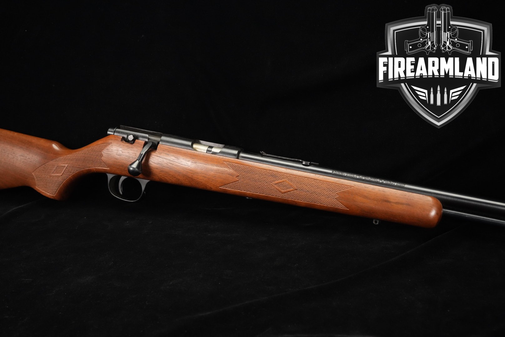 Marlin Firearms Co. Model 883 .22 WMR Blued & Hardwood in Good Condition Thumbnail