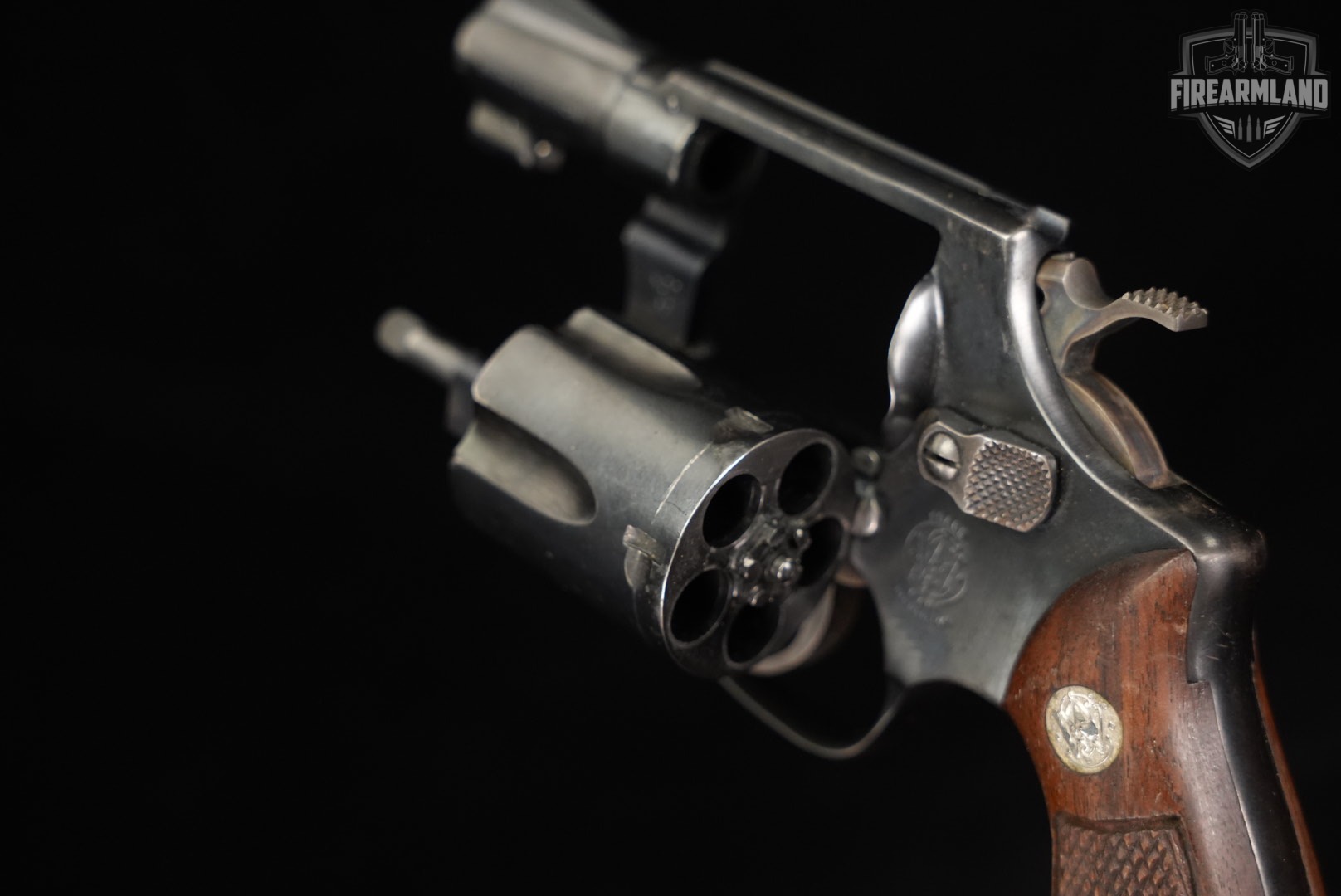 1968-1969 Smith & Wesson Model 36 Chiefs Special S&W 38 Spl 2" DA/SA-img-10