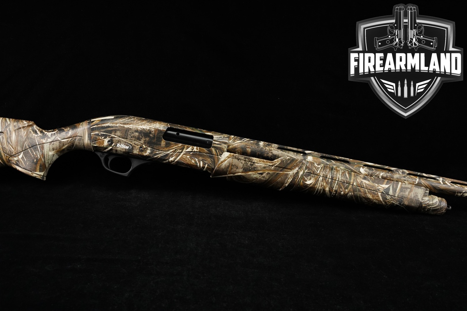 Tristar Cobra II Field Camo 20 Gauge Camo in Very Good Condition Thumbnail