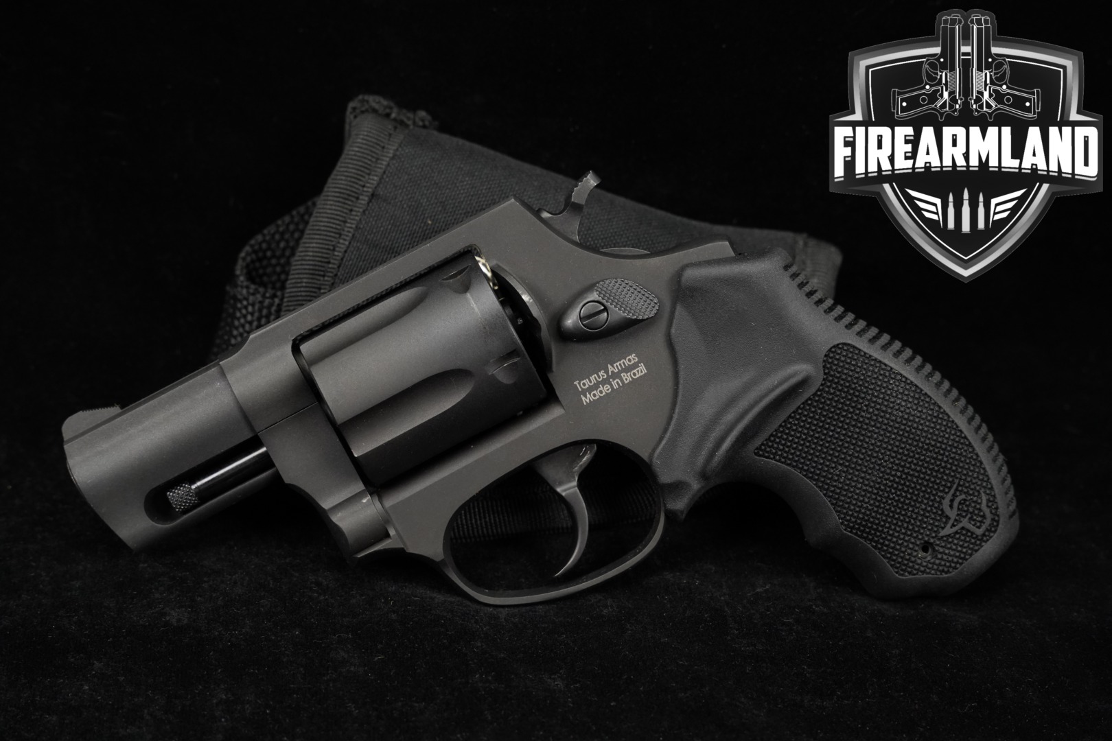 Taurus Model 605 .357 Mag. Black in Very Good Condition Thumbnail