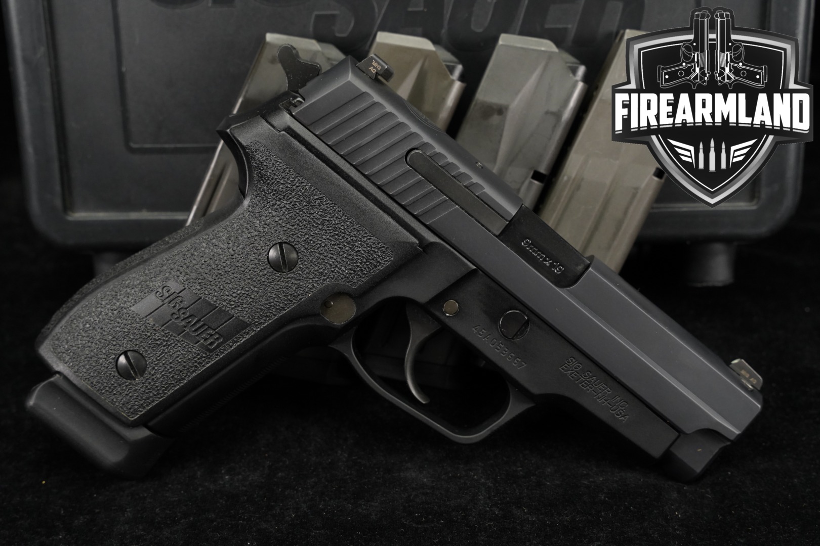Sig Sauer M11-A1 9mm Luger Black in Very Good Condition Thumbnail