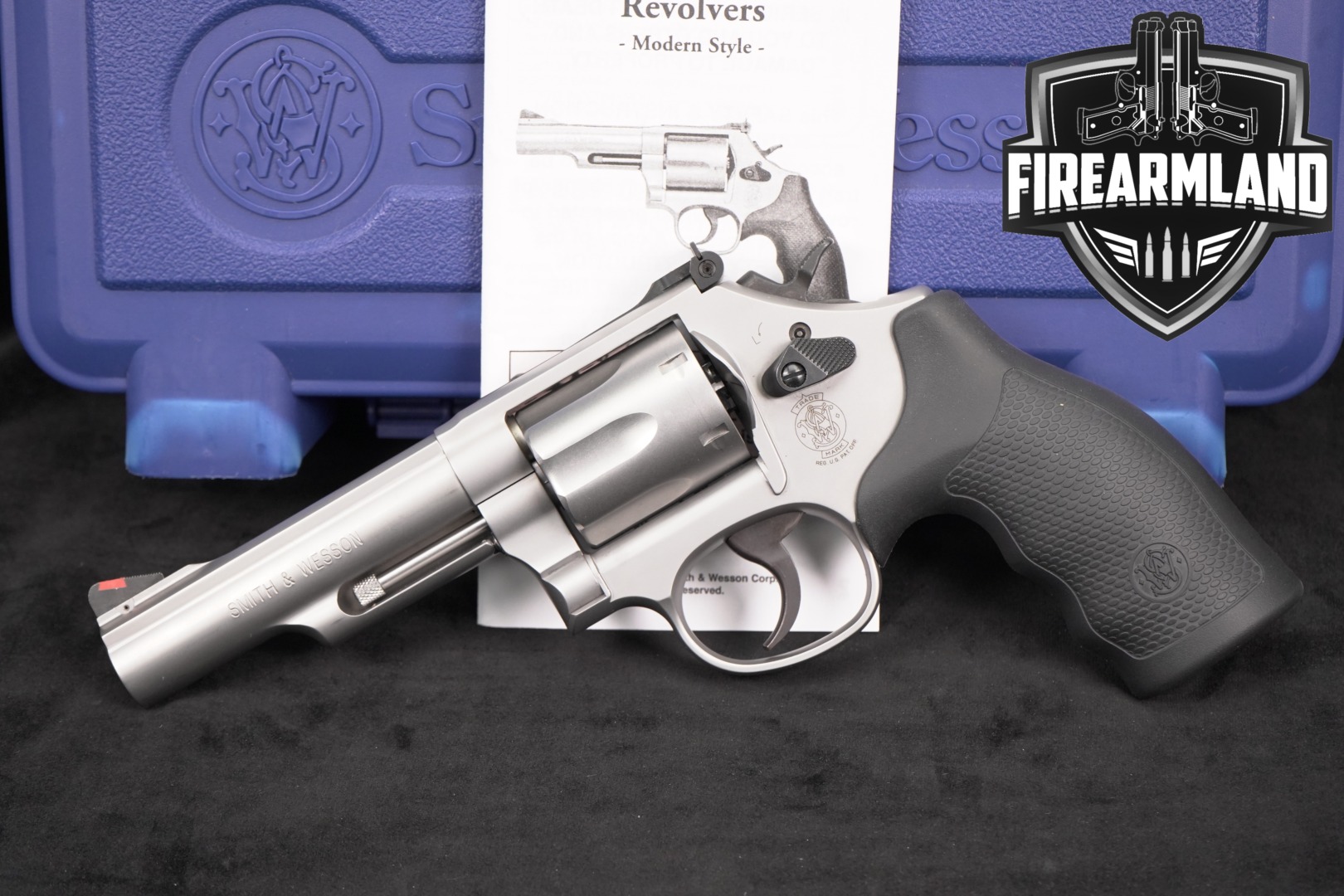 Smith & Wesson (S&W) Model 66 66-8 Combat Magnum .357 Mag. Matte Stainless in Very Good Condition Thumbnail