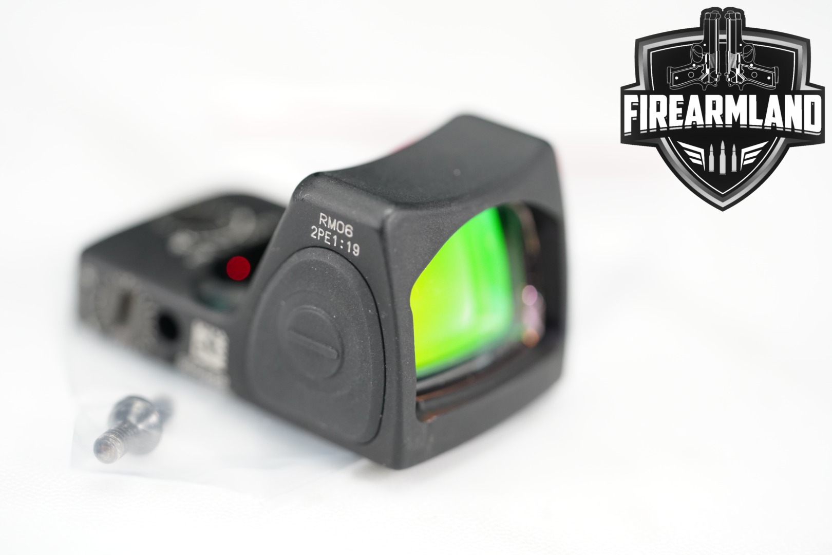 Trijicon RMR Type 2 RM06 in Excellent Condition Thumbnail