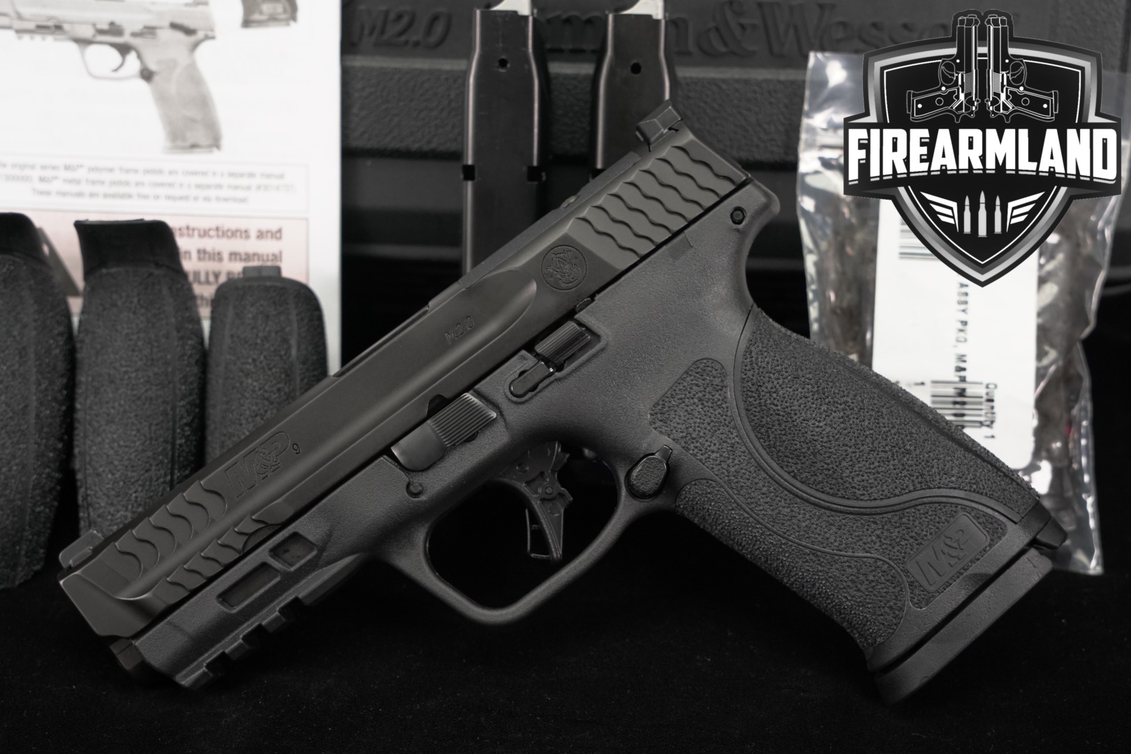 Smith & Wesson (S&W) M&P 9 M2.0, Optics Ready, Full Size, No Thumb Safety, Flat Face Trigger 9mm Luger Black in Excellent Condition Thumbnail