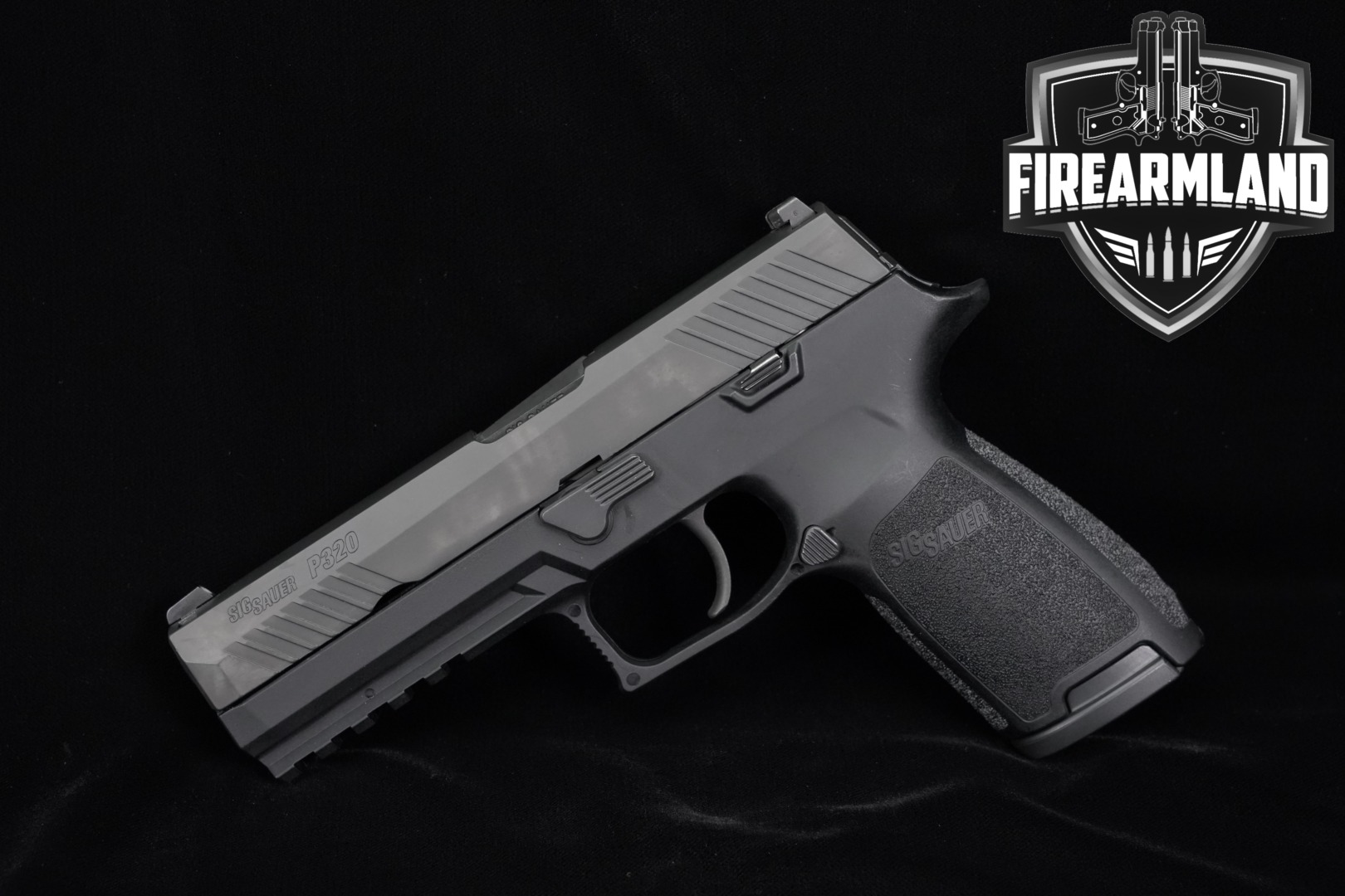 Sig Sauer P320 Full-Size .45 ACP Black in Excellent Condition Thumbnail