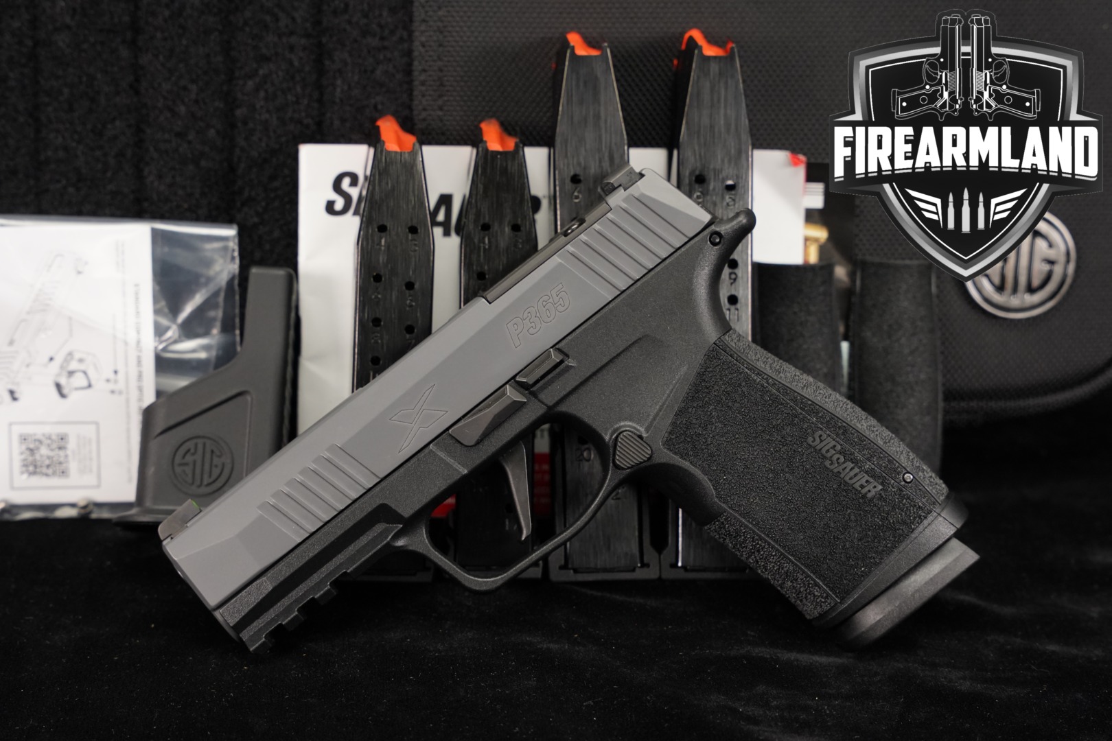 Sig Sauer P365-XMACRO 9mm Luger Two-Tone Gray & Black in Excellent Condition Thumbnail