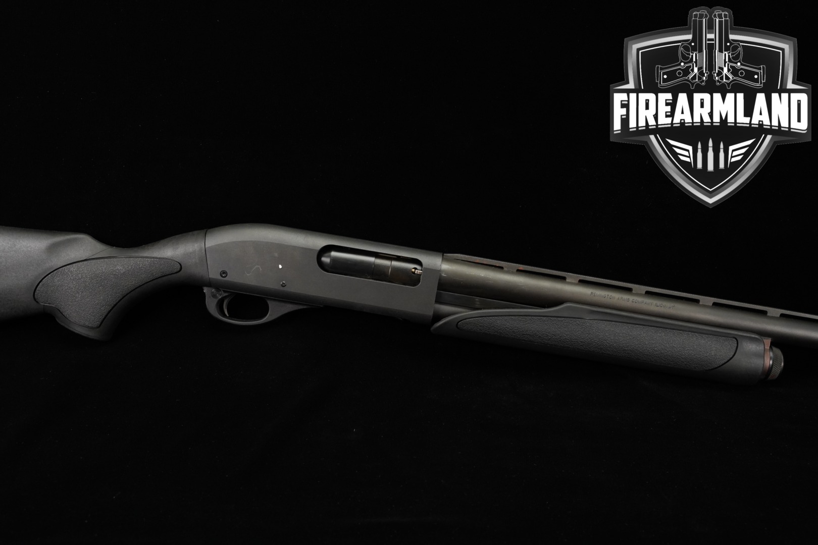 Remington Model 870 Super Magnum 12 Gauge Black in Very Good Condition Thumbnail