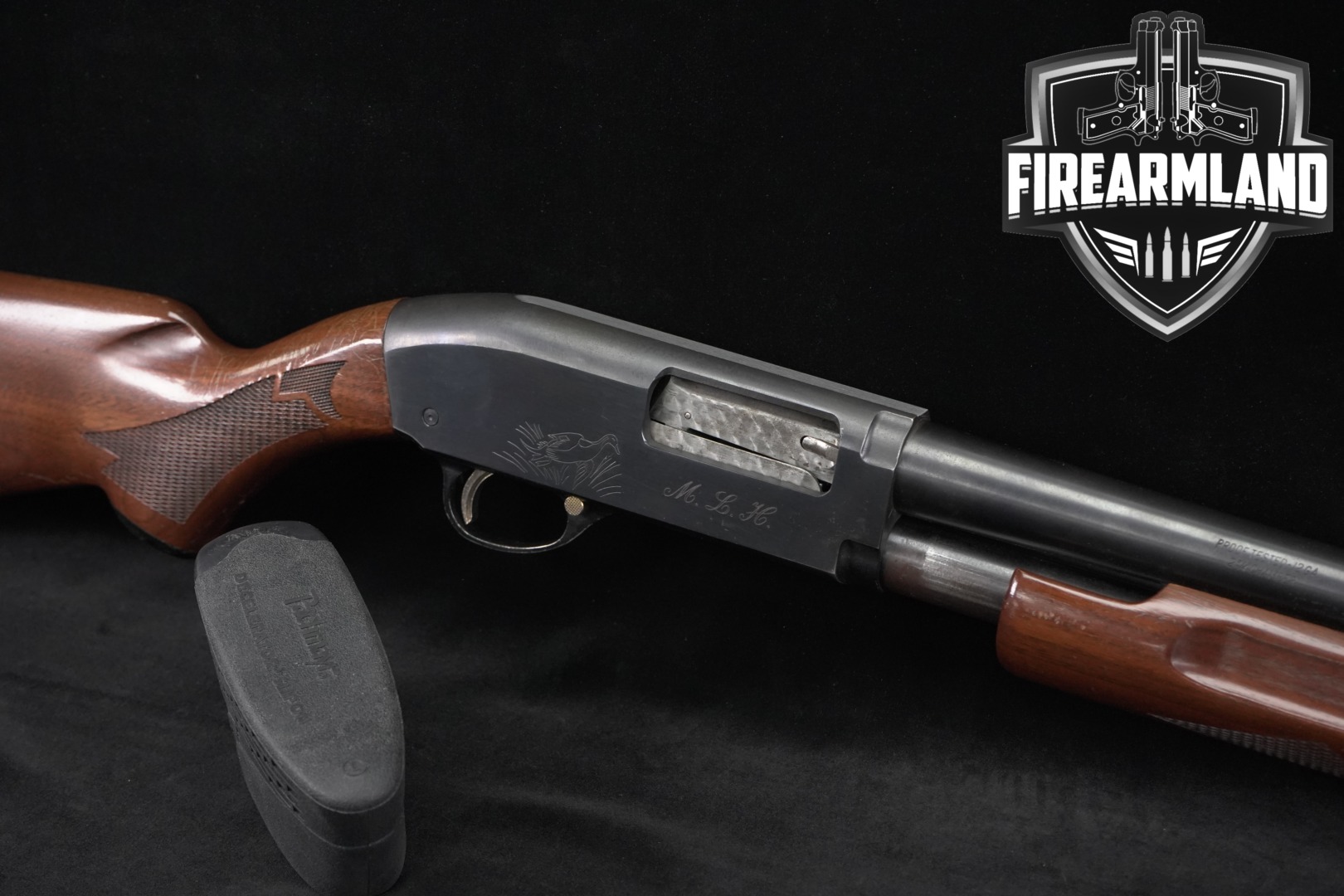 High Standard NATO-PINTAIL 12 Gauge Blued & Walnut in Good Condition Thumbnail