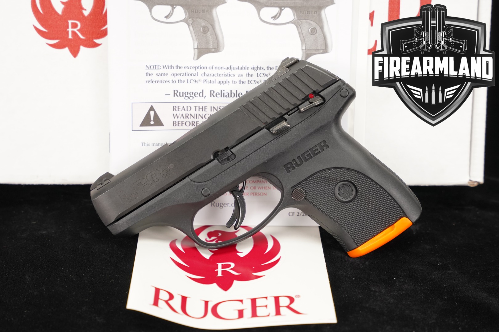 2020 Sturm Ruger LC9s 9mm Luger Blued & Black in Very Good Condition Thumbnail