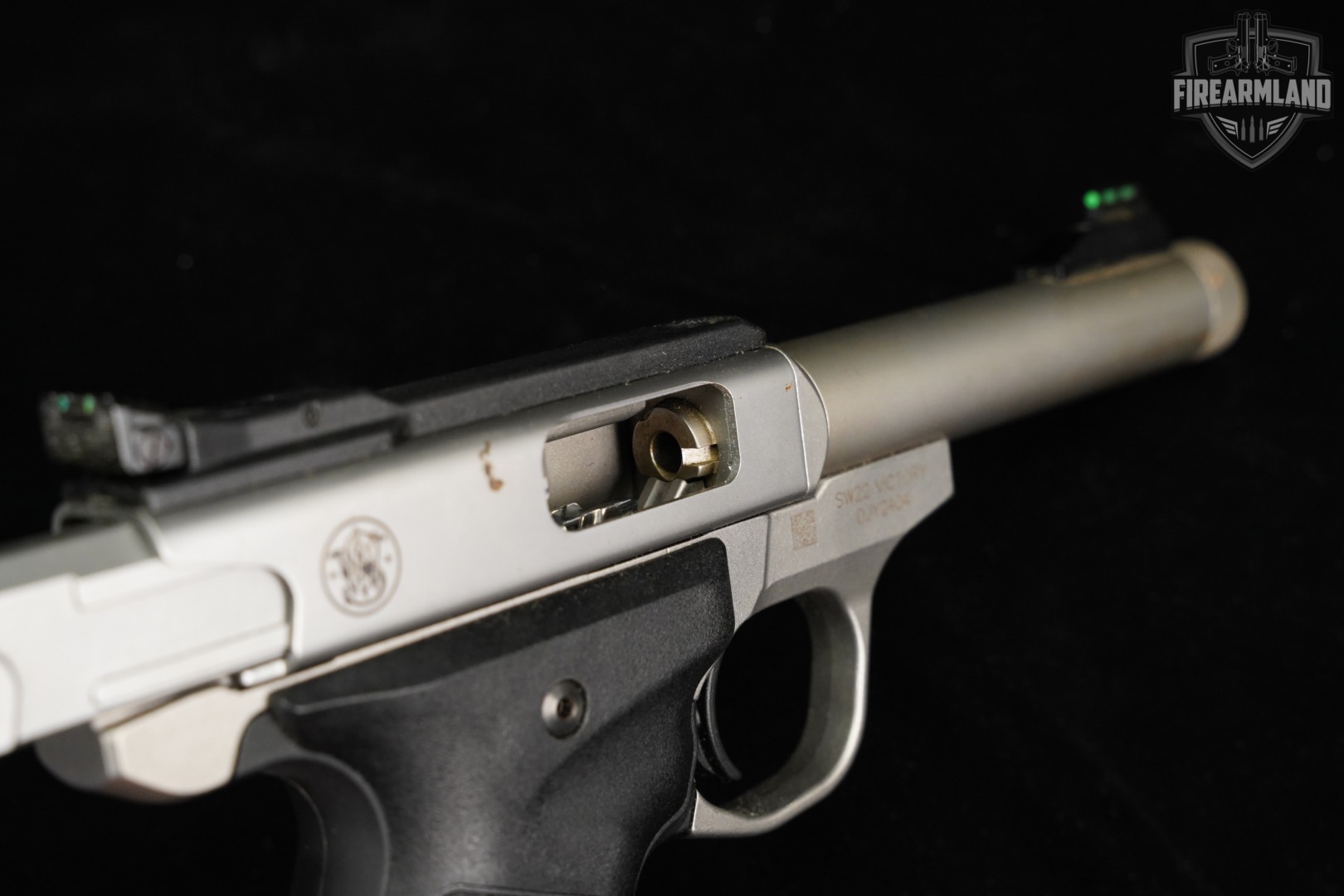 Smith & Wesson SW22 S&W Victory 22LR Optics-Ready SW-22 THREADED +2 MAGS-img-11