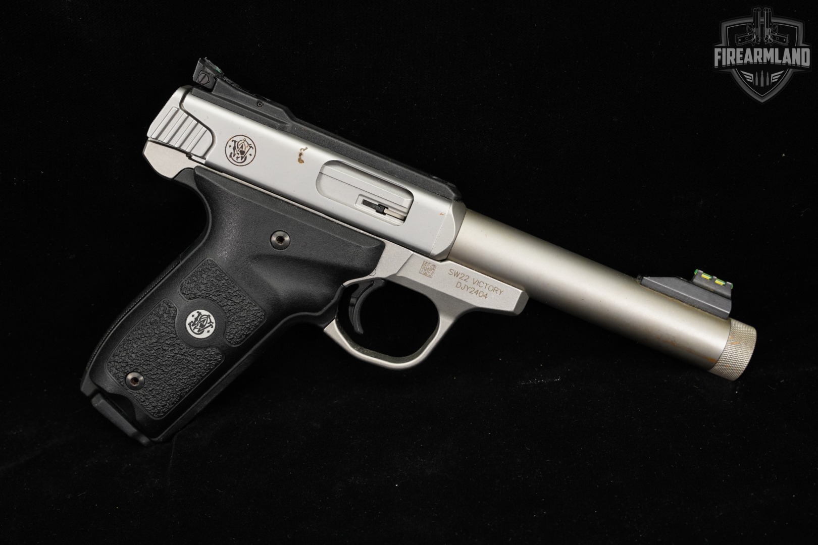 Smith & Wesson SW22 S&W Victory 22LR Optics-Ready SW-22 THREADED +2 MAGS-img-3