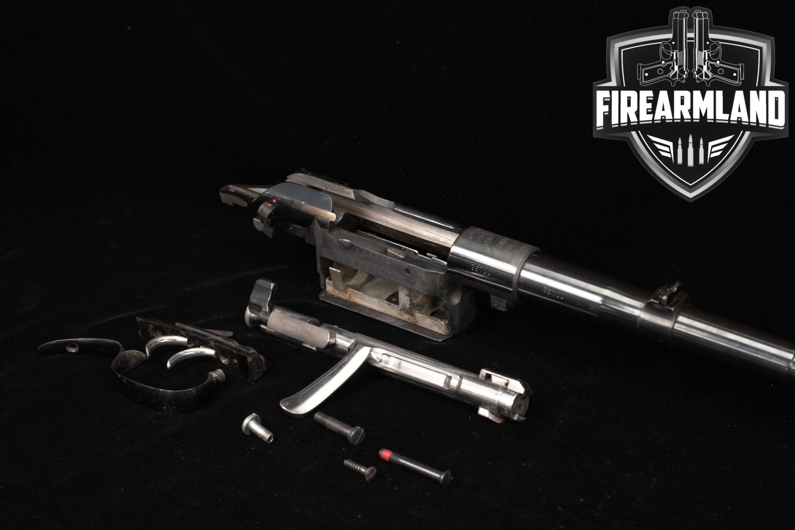 https://cash-for-arms-pictures.s3.amazonaws.com/rec5DUSmkkRTMwyEF/1.jpg
