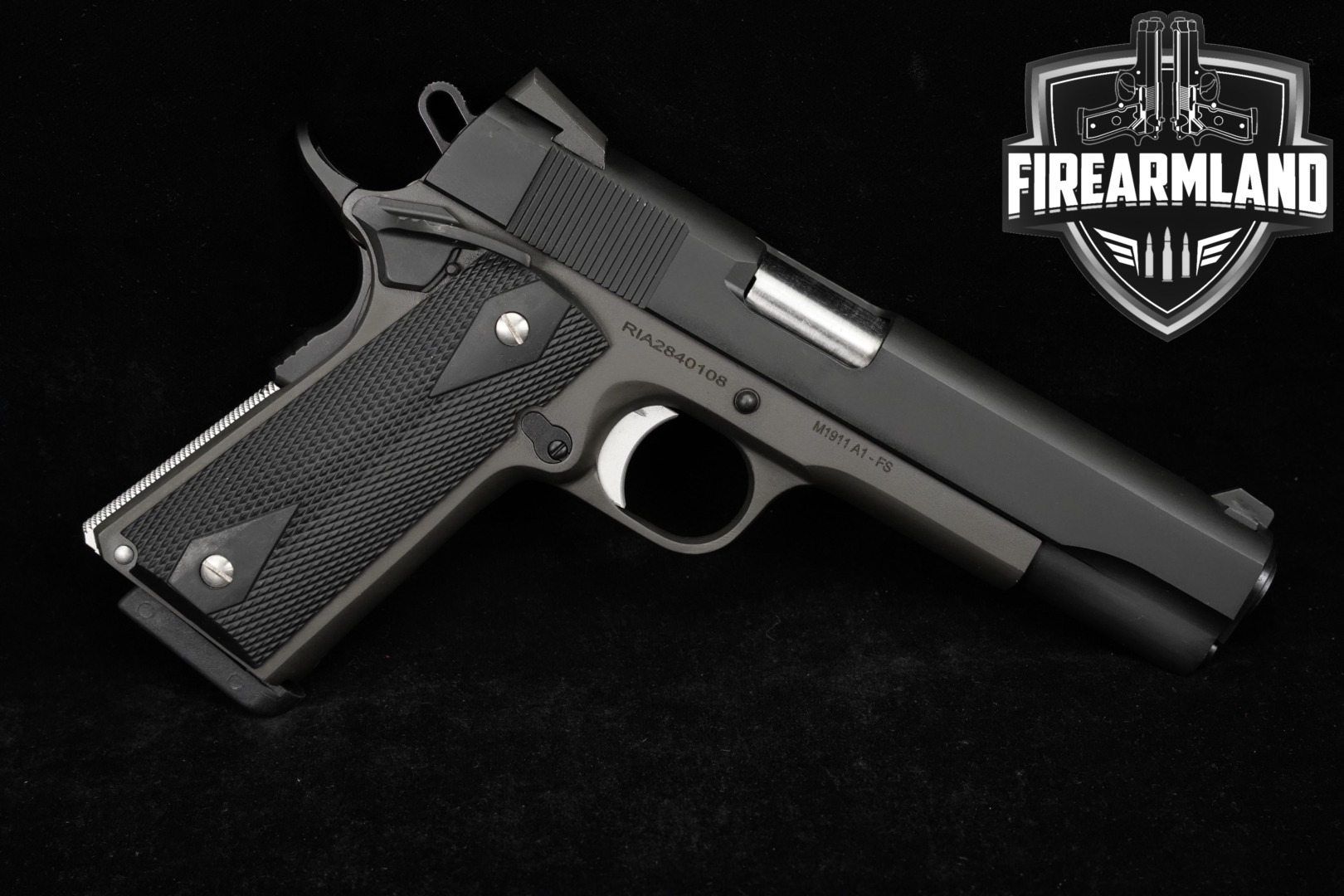 Rock Island Armory (RIA) M1911 A1 - FS Rock Standard 9mm Luger Black in Good Condition Thumbnail