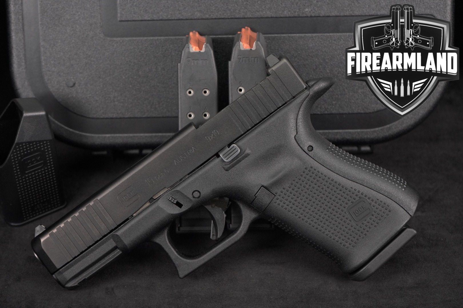 Glock 19 Gen5 MOS 9mm Luger Black in Very Good Condition Thumbnail