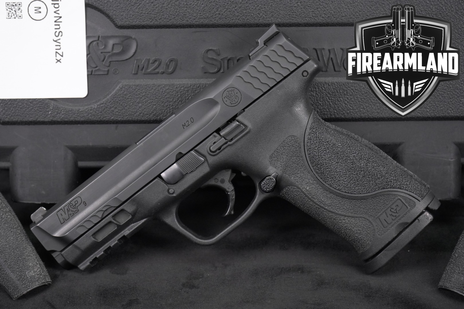 Smith & Wesson (S&W) M&P9 M2.0, Full Size, No Thumb Safety 9mm Luger Black in Good Condition Thumbnail