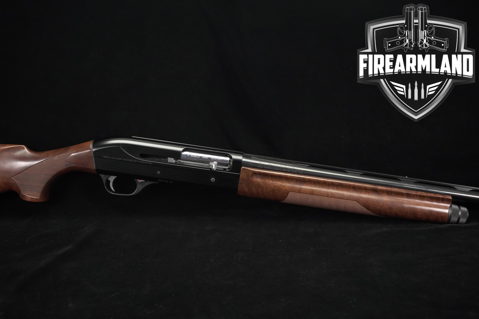 Benelli Montefeltro Super 90 20 Gauge Black & Walnut in Very Good Condition Thumbnail