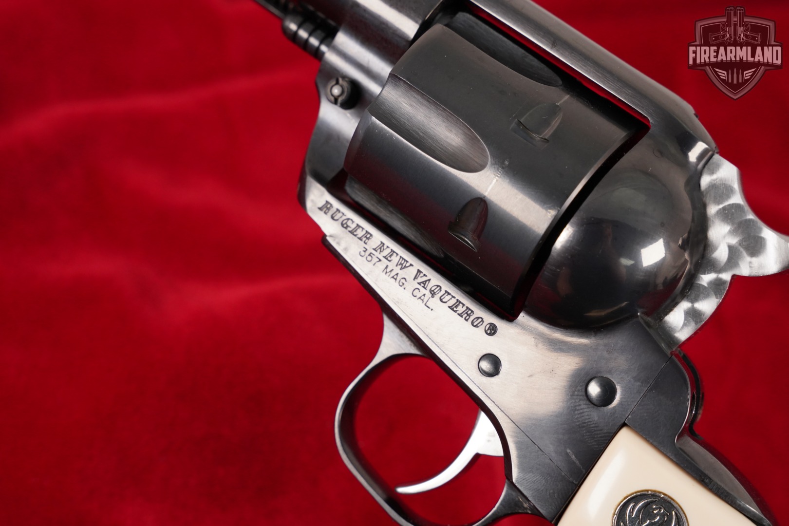 Ruger New Vaquero 357 Magnum 4.62" Blued +ORIG BOX-img-16