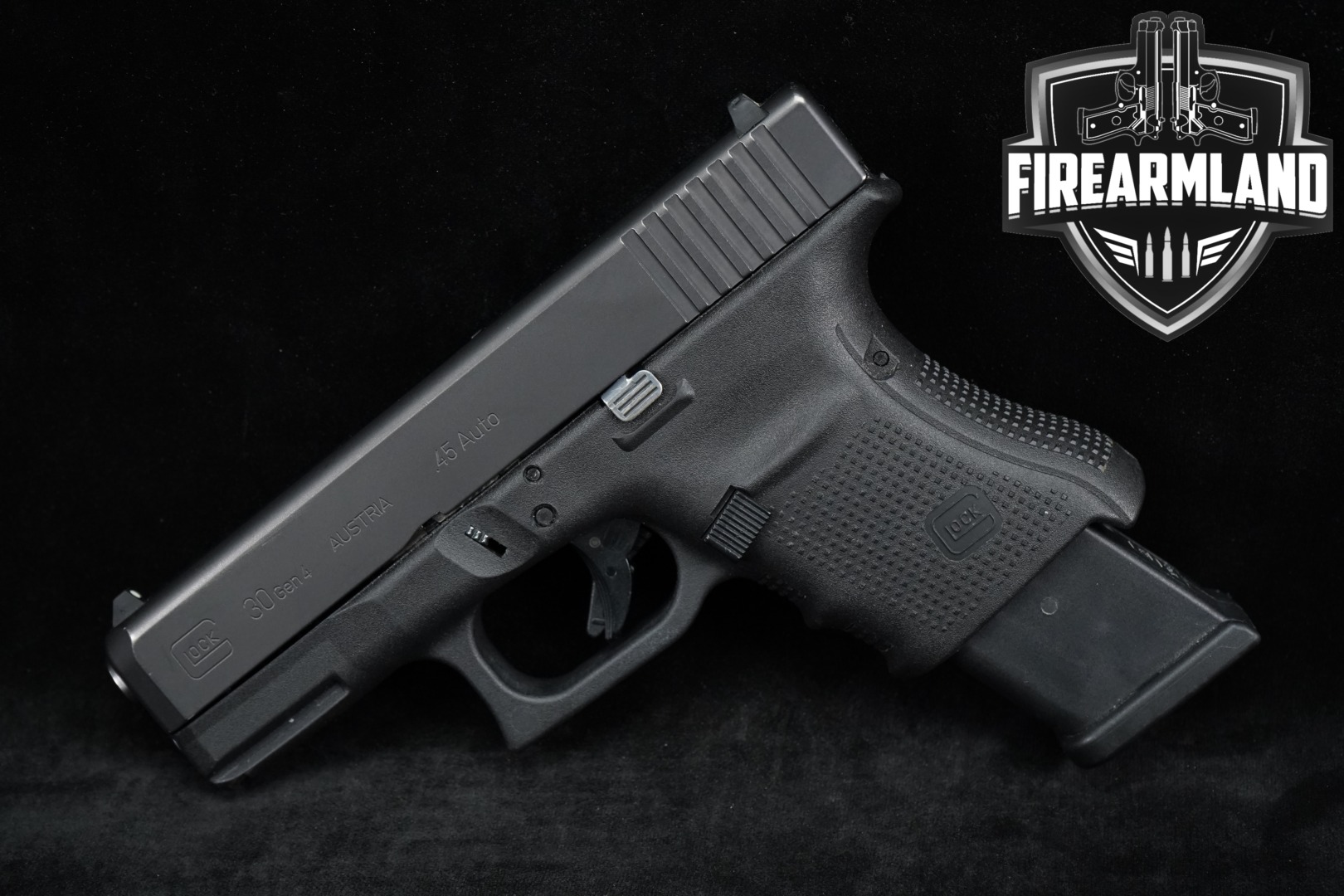 Glock G30 Gen4 .45 ACP Black in Very Good Condition Thumbnail