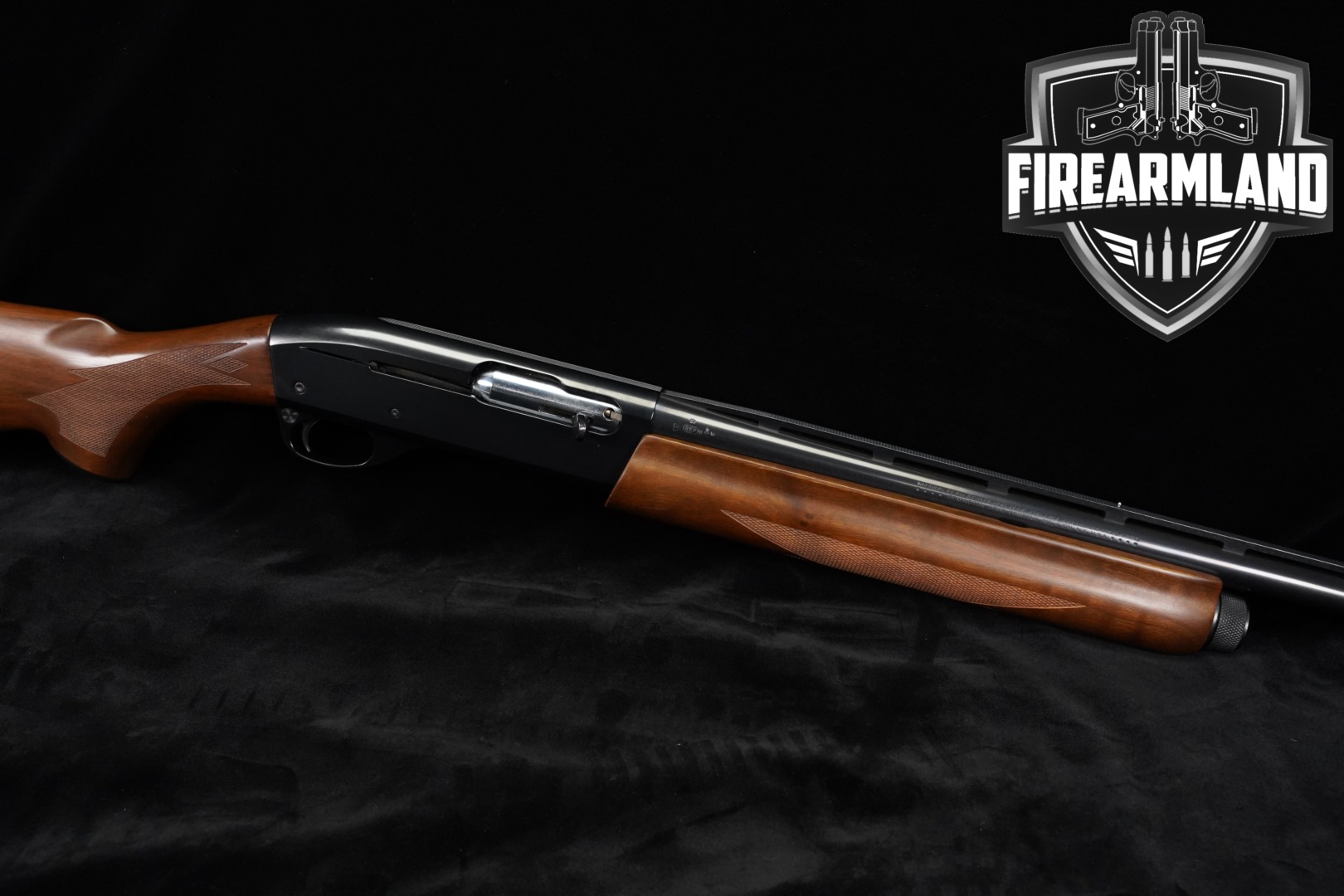 Remington Model 1100 LT-20 Youth 20 Gauge Walnut in Excellent Condition Thumbnail