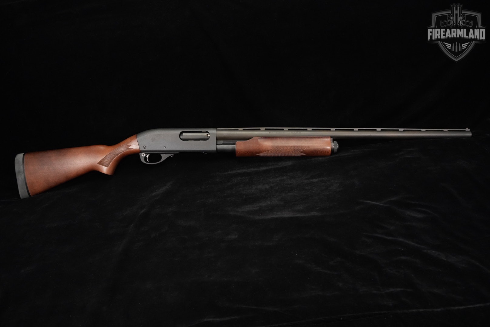 Remington Model 870 Express Magnum 12-Gauge 26" Black & Hardwood M870-img-4