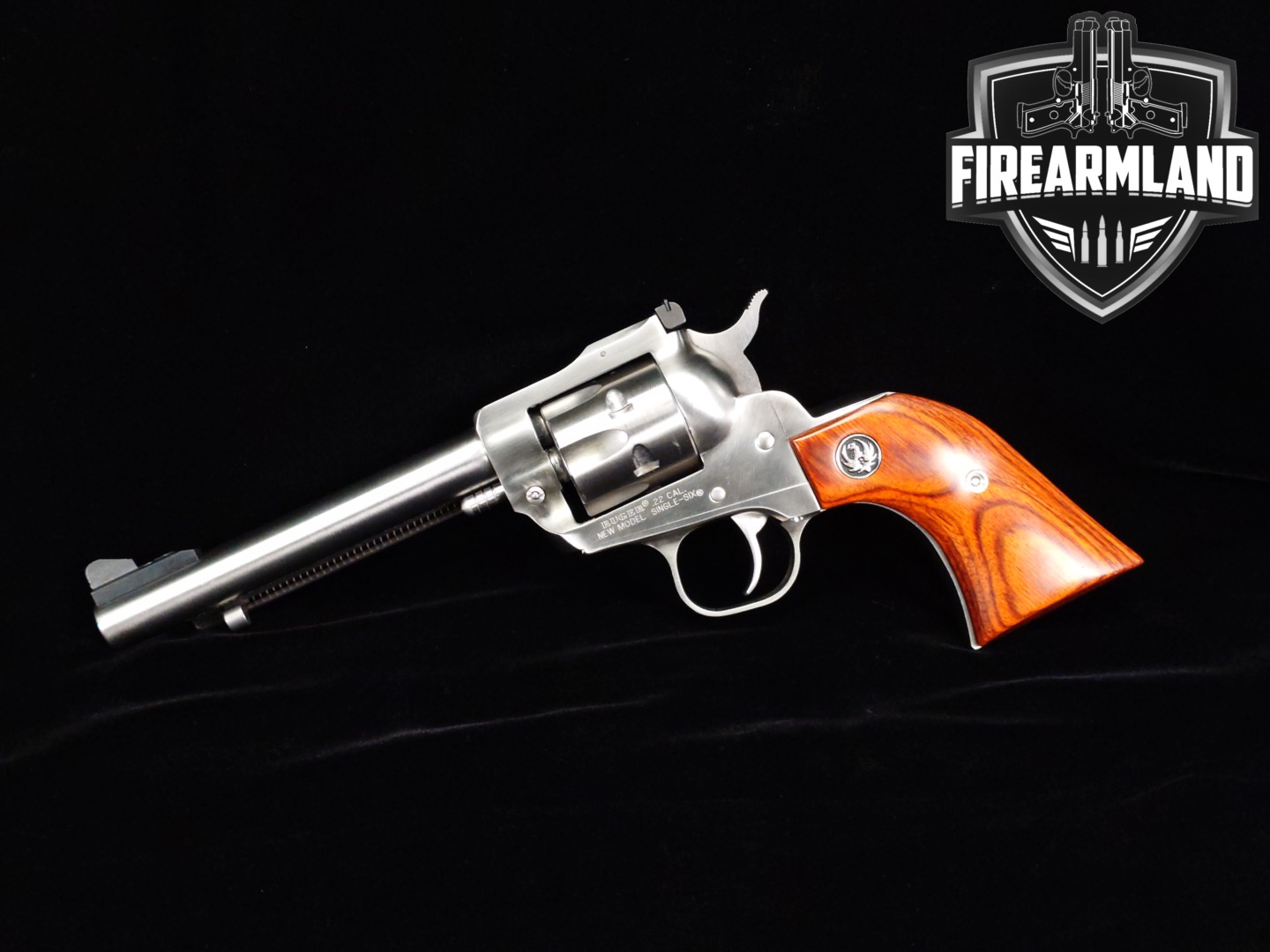 Sturm Ruger New Model Single-Six Convertible .22 LR / .22 WMR Satin Stainless in Excellent Condition Thumbnail