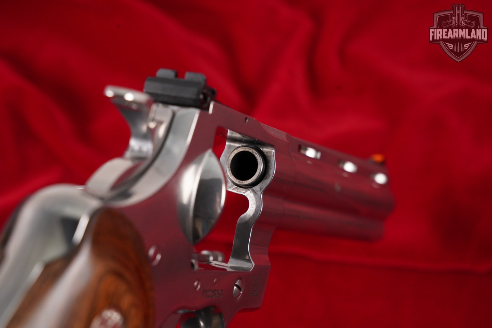 DESIRED Colt Python 357 Magnum 6" Stainless +ORIG CASE-img-14