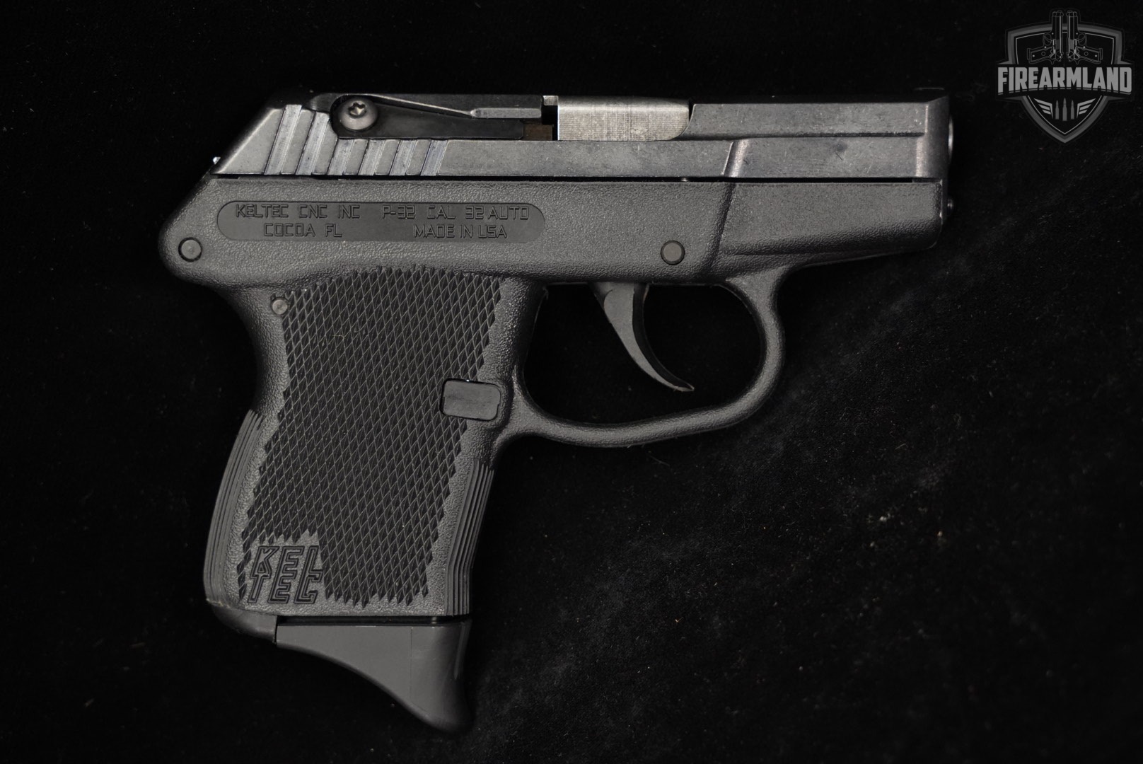 Kel-Tec P-32 32ACP 2.7 Blued KelTec P32 +ORIG CASE & HOLSTER-img-3